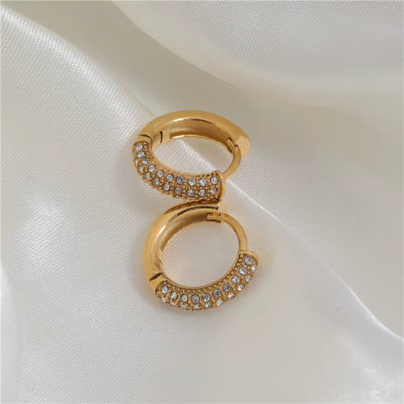 Aurelia Pavé Huggies clear stone detail by Lumé Lumé