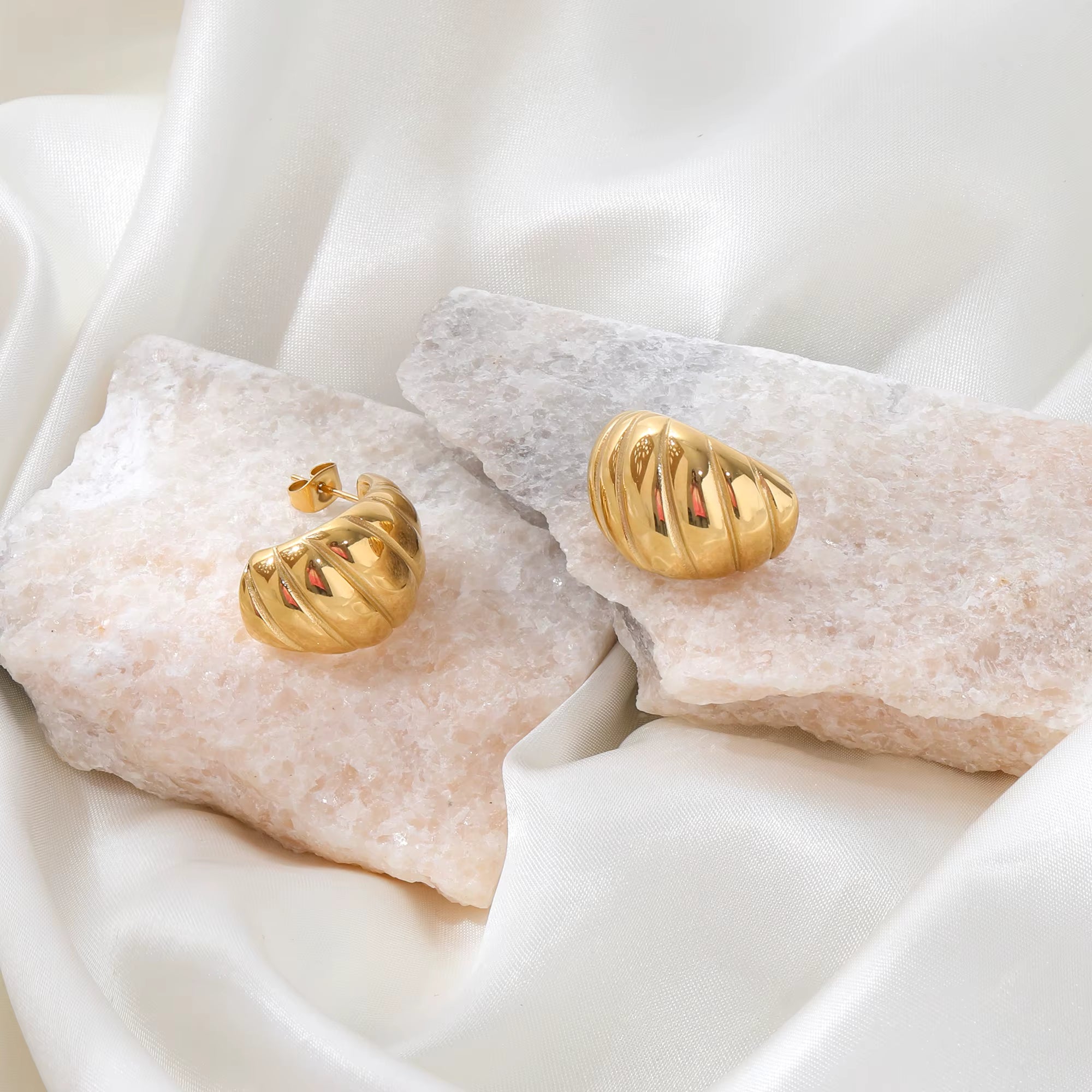 Elowen Curve Earrings by Lumé Lumé, alternate product view