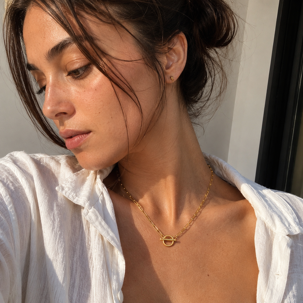 Linéa Toggle Necklace styled in a second Lumé Lumé lifestyle image