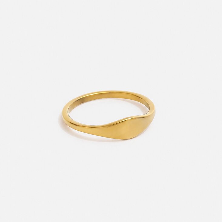 Lunara Ring organic gold ring by Lumé Lumé