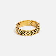 Maëlle Ring woven gold ring by Lumé Lumé